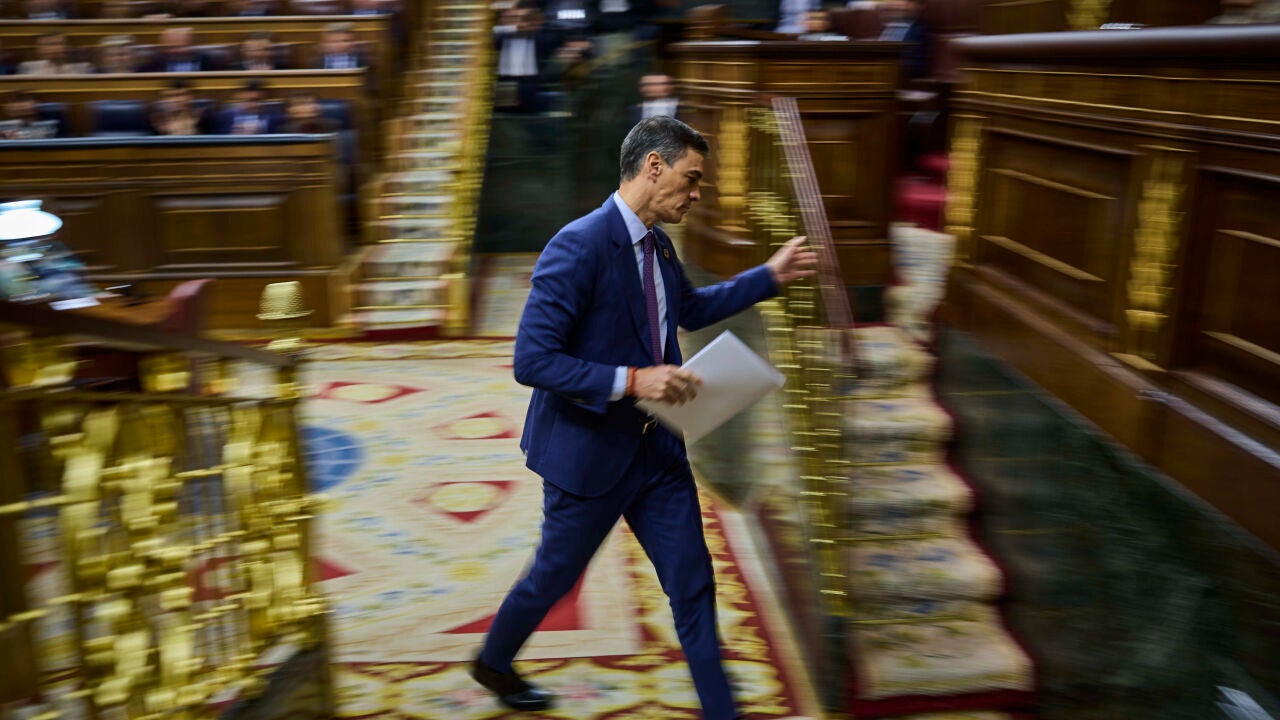 Aldama revienta la estrategia de Sánchez: "Nos marca la agenda"