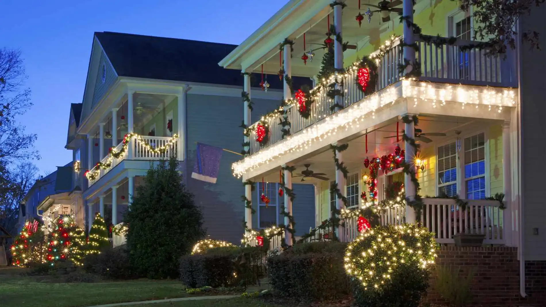 Iluminación de Navidad en casa