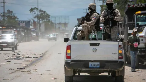 Haití.- La ONU evacúa a su personal no esencial de Haití ante el aumento de la violencia