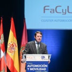 Mañueco interviene durante la gala de la automoción y la movilidad de Castilla y León celebrada en Burgos