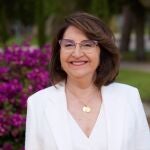 Amparo Navarro, repite como rectora de la Universidad de Alicante