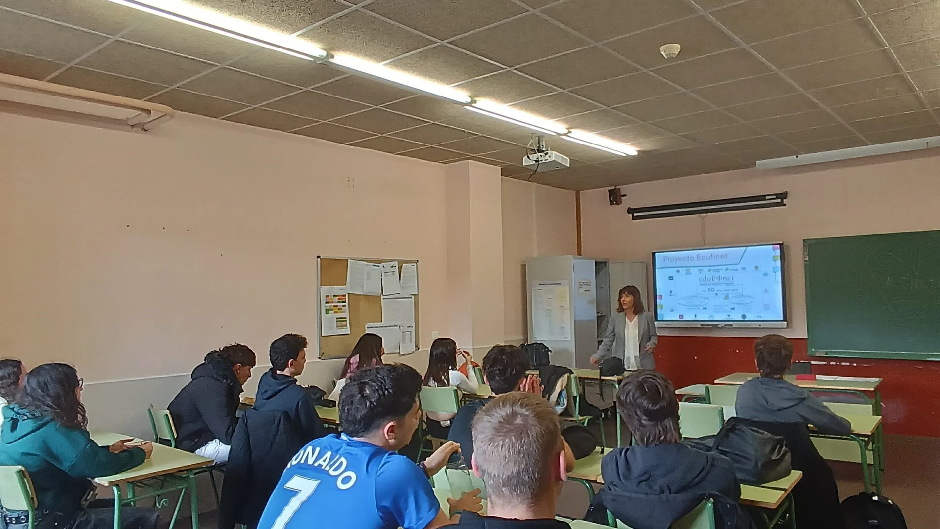 Charla del proyecto Edufinet en Laguna de Duero (Valladolid)