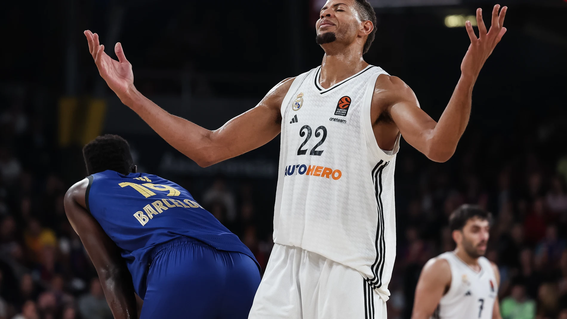 Edy Tavares of Real Madrid gestures during the Turkish Airlines Euroleague, match played between FC Barcelona and Real Madrid at Palau Blaugrana on November 28, 2024 in Barcelona, Spain. AFP7 28/11/2024 ONLY FOR USE IN SPAIN