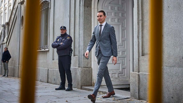 El exlíder de los socialistas madrileños Juan Lobato, tras declarar como testigo en el Tribunal Supremo