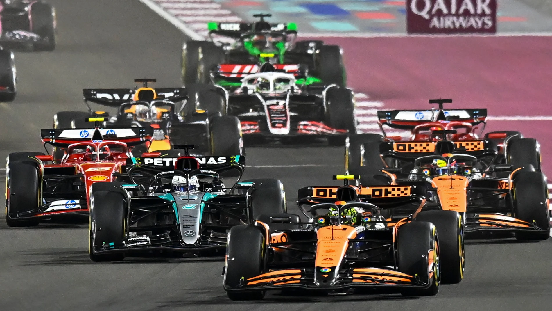 Lusail (Qatar), 30/11/2024.- General view during the sprint race at the Lusail International Circuit racetrack in Lusail, Qatar, 30 November 2024. The Formula 1 Qatar Grand Prix will be held on 01 December 2024. (Fórmula Uno, Catar) EFE/EPA/NOUSHAD THEKKAYIL