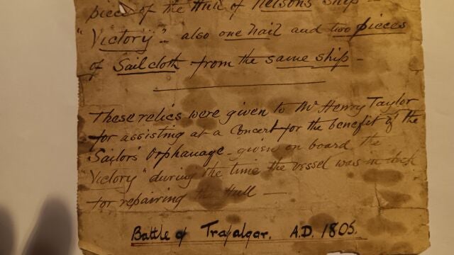 Uno de los documentos guardados y pronto digitalizados