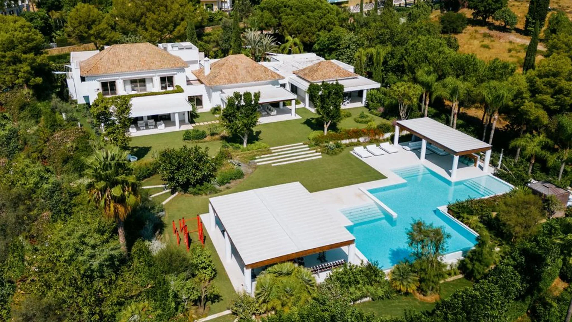 Mansión con piscina