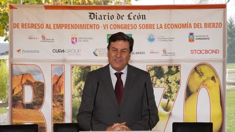 Fernández Carriedo interviene en el congreso sobre la economía del Bierzo