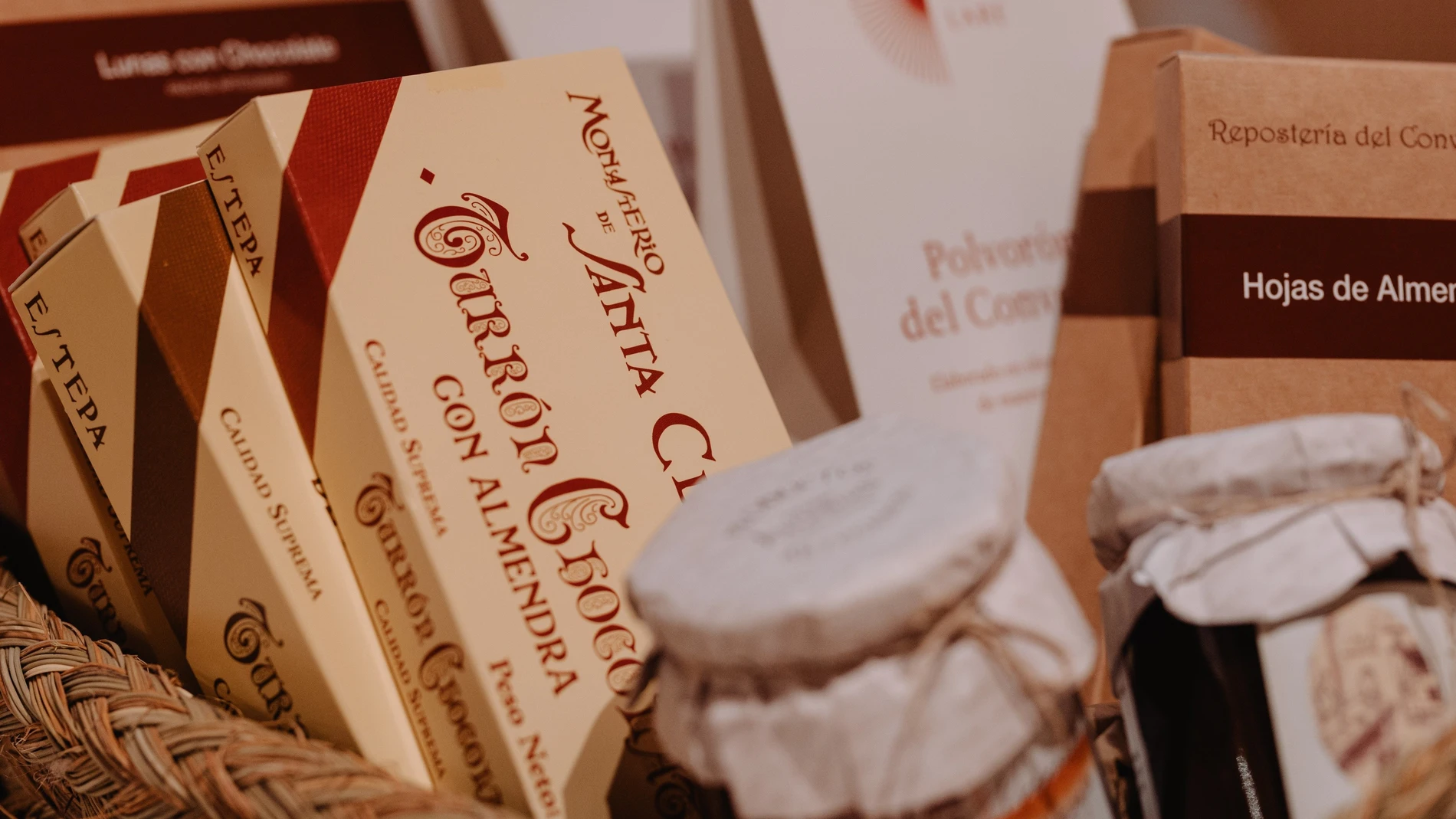 Dulces navideños elaborados en monasterios españoles. REMITIDA / HANDOUT por FUNDACIÓN CONTEMPLARE Fotografía remitida a medios de comunicación exclusivamente para ilustrar la noticia a la que hace referencia la imagen, y citando la procedencia de la imagen en la firma 02/12/2024