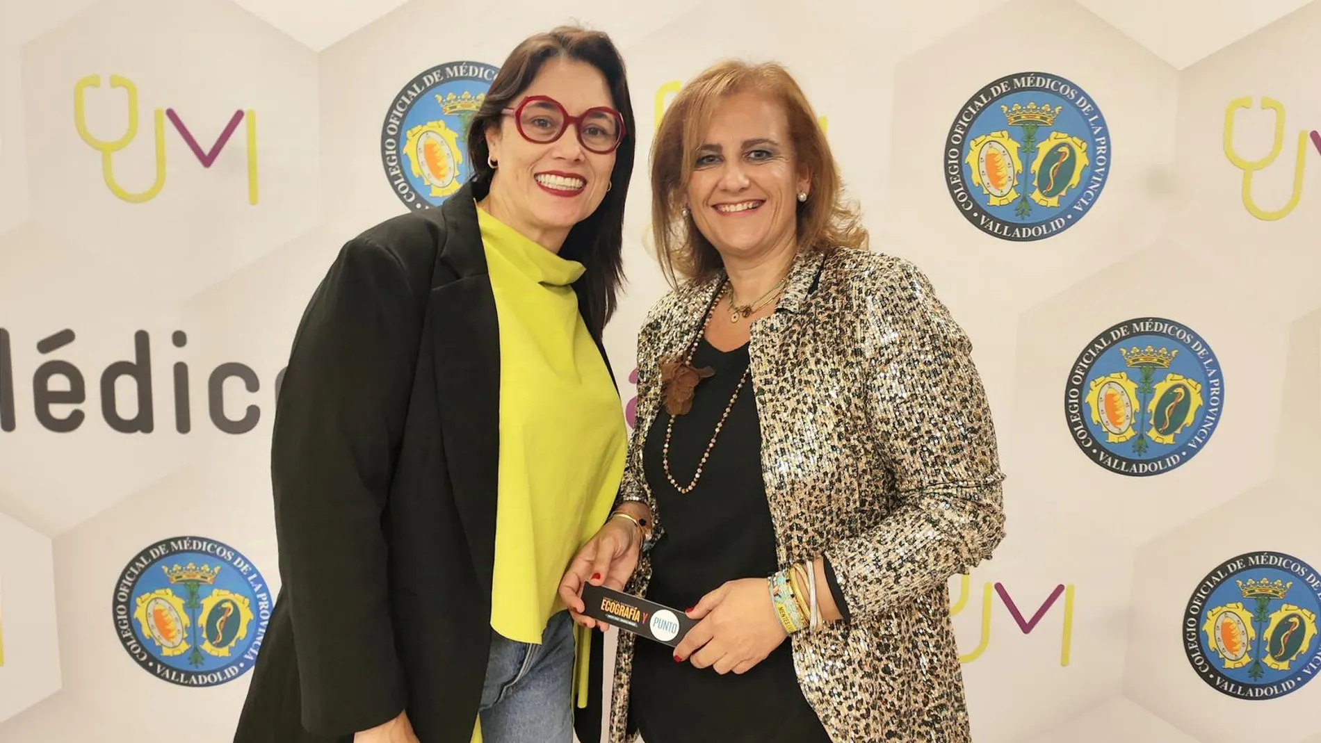 Las médicos Saichy Díaz y Susana Manso durante la presentación del libro
