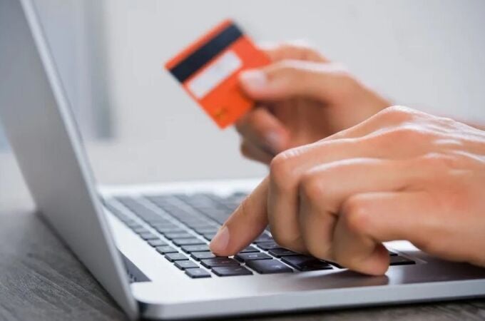Economía/Finanzas.- Bankinter lanza la tarjeta Dúo, que combina débito y crédito