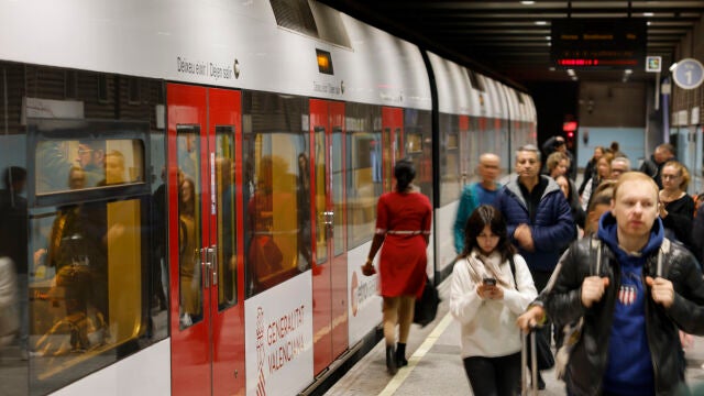 Las líneas 3, 5 y 9 de Metrovalencia entran en servicio más de un mes después de la dana