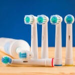 ¿Buscas recambios para cepillos eléctricos Oral-B? Por solo 8 euros, con este pack tienes para varios años