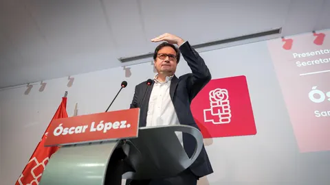VÍDEO:Oscar López se ríe de las críticas de Ayuso y advierte de que conoce "las tácticas" del PP: "Nos vamos a divertir"