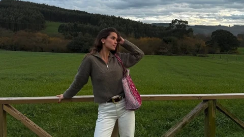 El look de María Pombo en Cantabria.