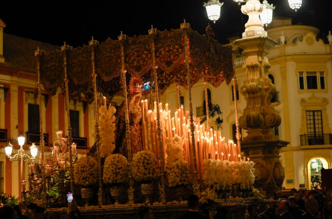 Celebración de la Procesión Magna de Sevilla