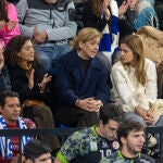 La Infanta Cristina viendo un partido de balonmano de su hijo Pablo.