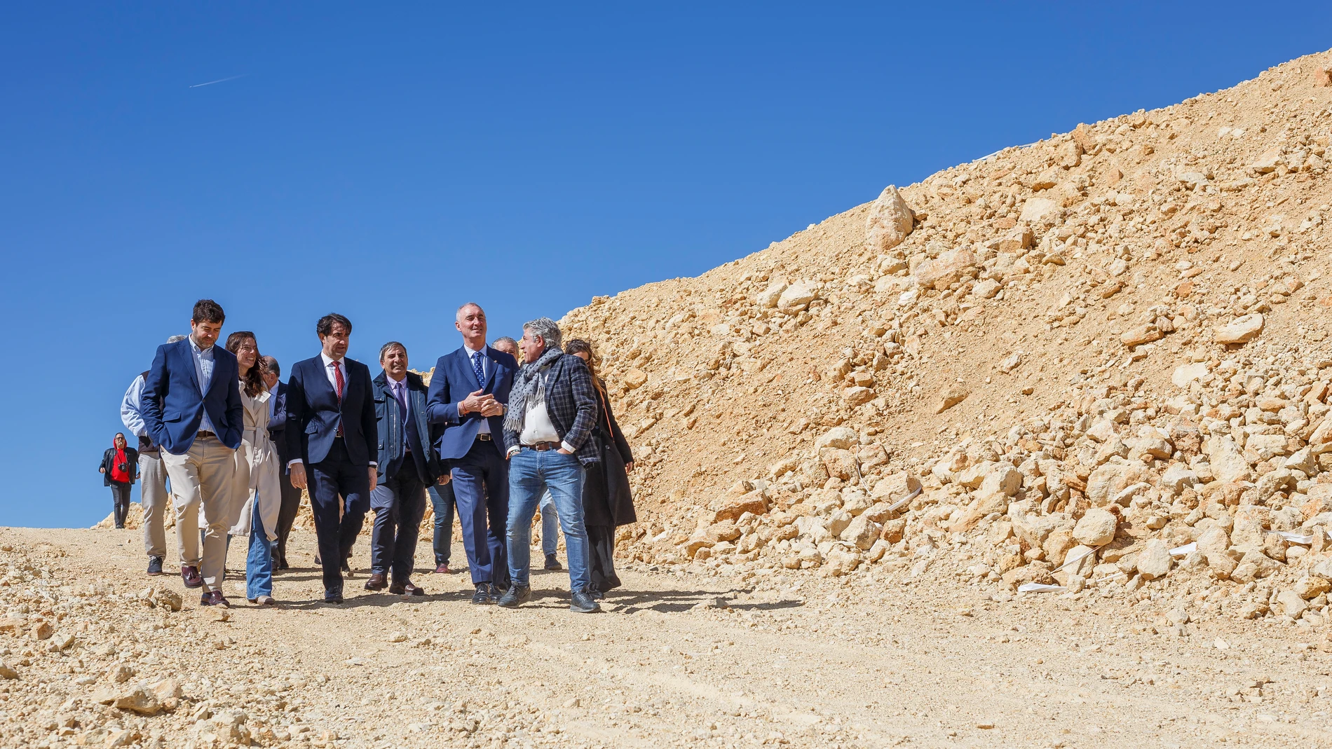 Suárez-Quiñones en una reciente visita a un futuro polígono en la provincia de Segovia