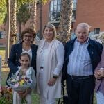 La alcaldesa de Cartagena, Noelia Arroyo, junto al escultor cartagenero Manuel Ardil Pagán, quien ha fallecido a los 84 años