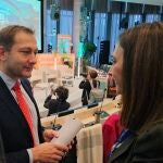 La consejera Sara Rubira durante su encuentro con Christophe Hansen, comisario de Agricultura y Alimentación de la Unión Europea