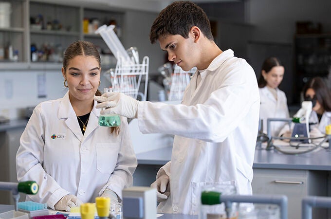 El CEU amplía su oferta educativa y alcanza la cifra récord de casi 45.000 estudiantes