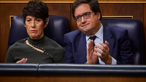 Oscar López, durante la sesión de control al gobierno en el Congreso de los Diputados. © Alberto R. Roldán / D