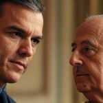 Pedro Sánchez y Francisco Franco en una imagen generada con la IA Grok de X.