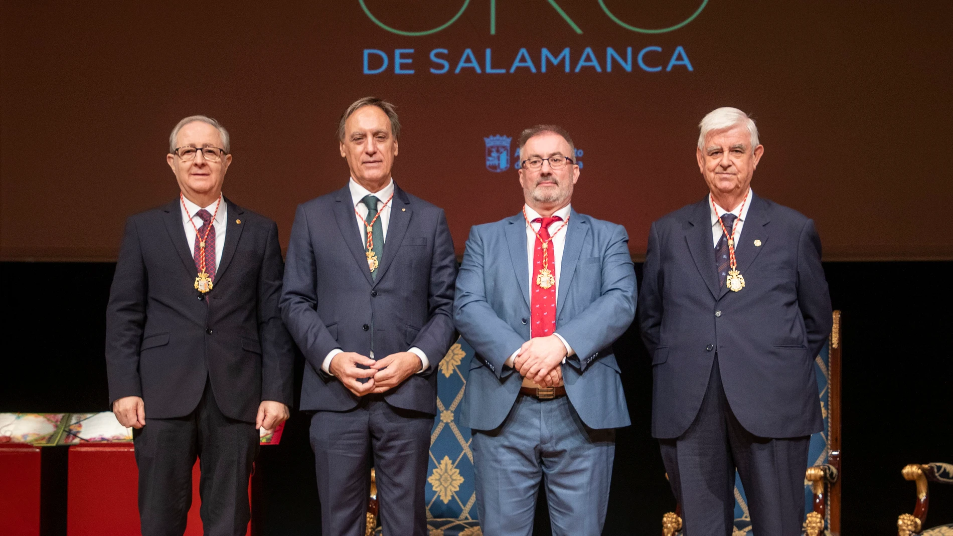 Carbayo junto a los premiados