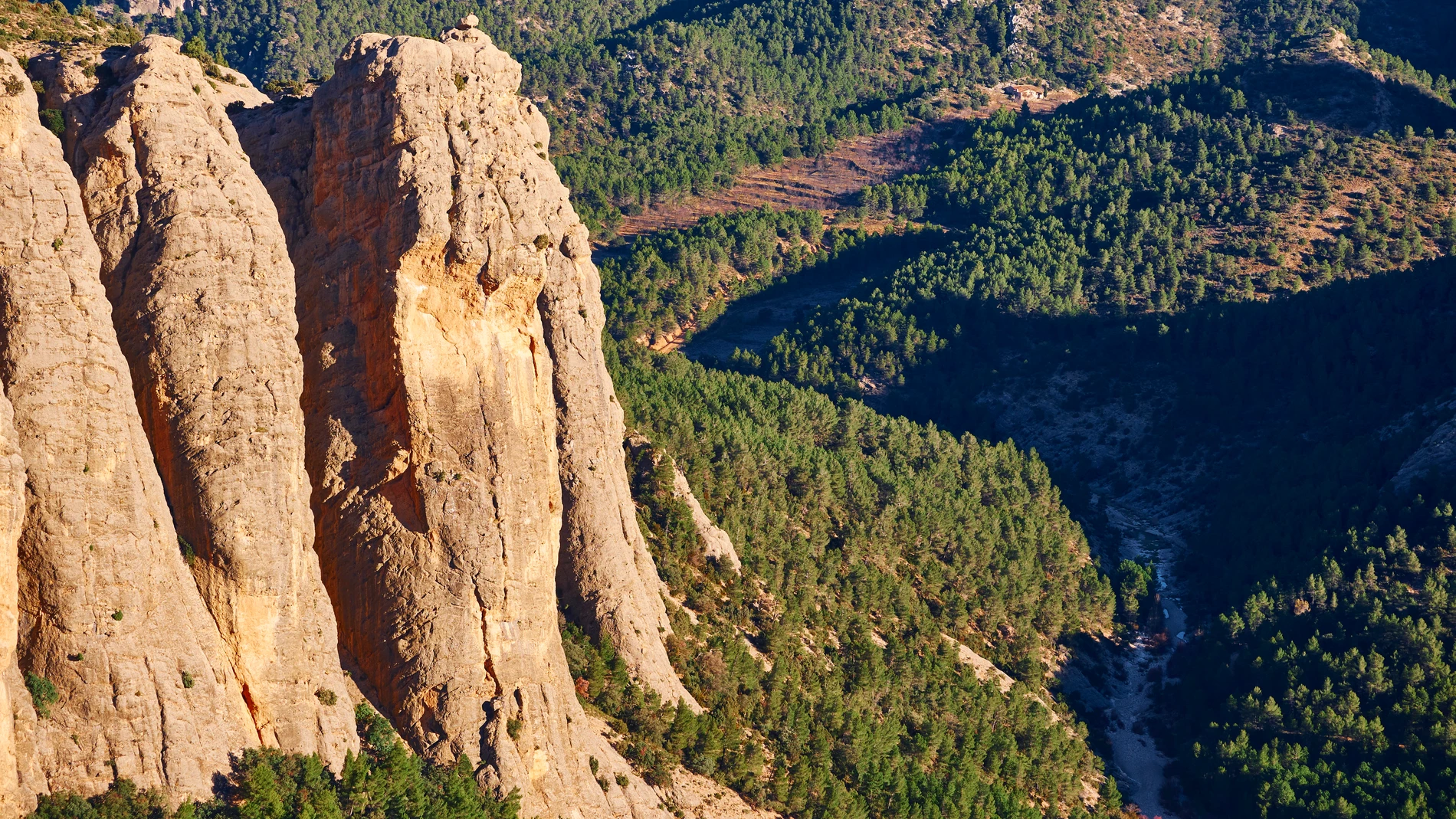 Rocas del Masmut, uno de los impresionantes parajes de esta comarca
