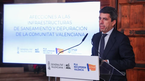 El presidente de la Generalitat valenciana, Carlos Mazón, comparece en el Palau de la Generalitat