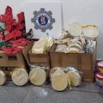 Artículos navideños intervenidos por la Policía Local de Cartagena por figurar como productos de riesgo en la red de alertas del Ministerio de Consumo.