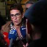 Adrián Barbón, María Chivite y Pablo Zuloaga se reúnen antes del 'Encuentro de presidentes autonómicos' de mañana