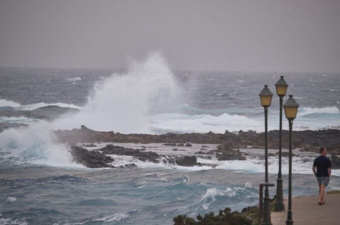 Frío, oleaje y viento ponen mañana en aviso a seis provincias, tres de ellas por bajas temperaturas de hasta -6ºC