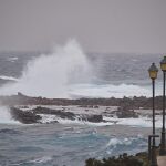 Frío, oleaje y viento ponen mañana en aviso a seis provincias, tres de ellas por bajas temperaturas de hasta -6ºC