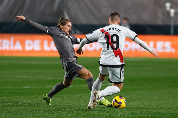 Encuentro se Liga entre el Rayo Vallecano y el Real Madrid. © Jesús G. Feria.