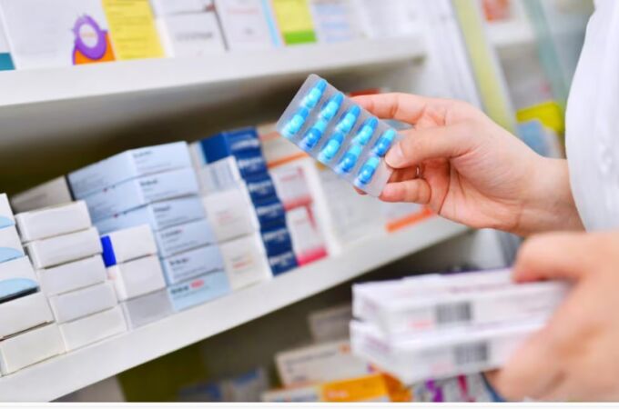 La reforma de la Ley del Medicamento introduce límites de aportación mensual en el copago de medicamentos para las personas con las rentas más bajas