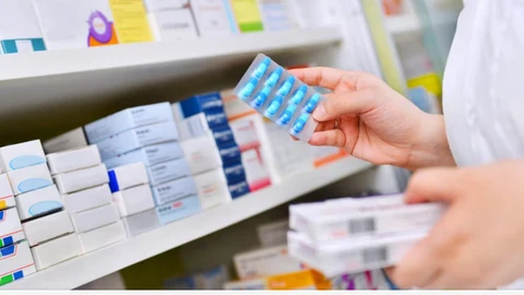 La reforma de la Ley del Medicamento introduce límites de aportación mensual en el copago de medicamentos para las personas con las rentas más bajas