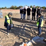 Trabajos de excavación que se están realizando en la Alberca de Larache