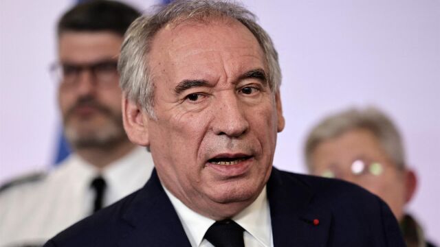 El primer ministro francés Bayrou 