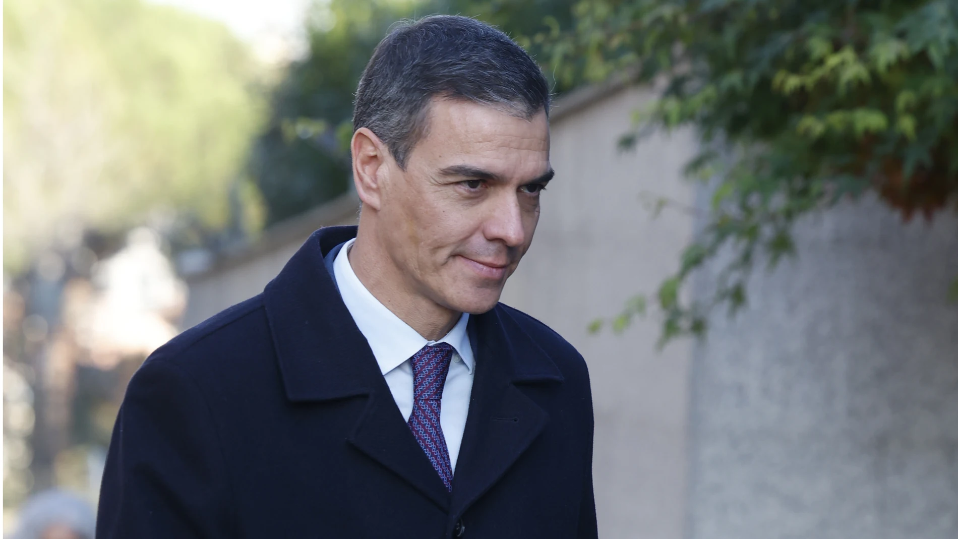 Pedro Sánchez llegar a la capilla ardiente de Marisa Paredes