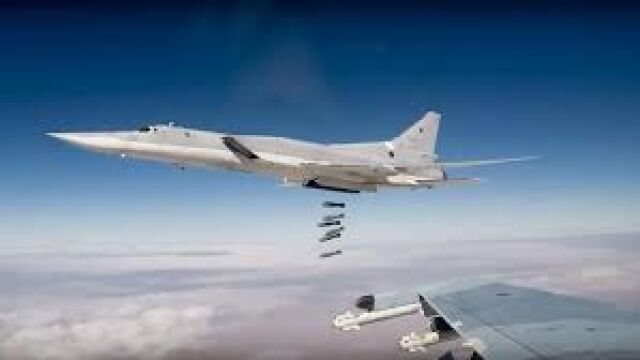 Moscú envía a dos bombarderos TU-22M3 a patrullar sobre el Mar Báltico