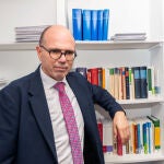 El abogado Juan José González es el quinto candidato a liderar el PSRM