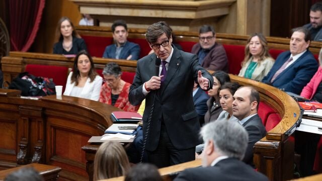 El pleno del Parlament de Cataluña, marcado por la comparecencia de Illa por la Junta de Seguridad