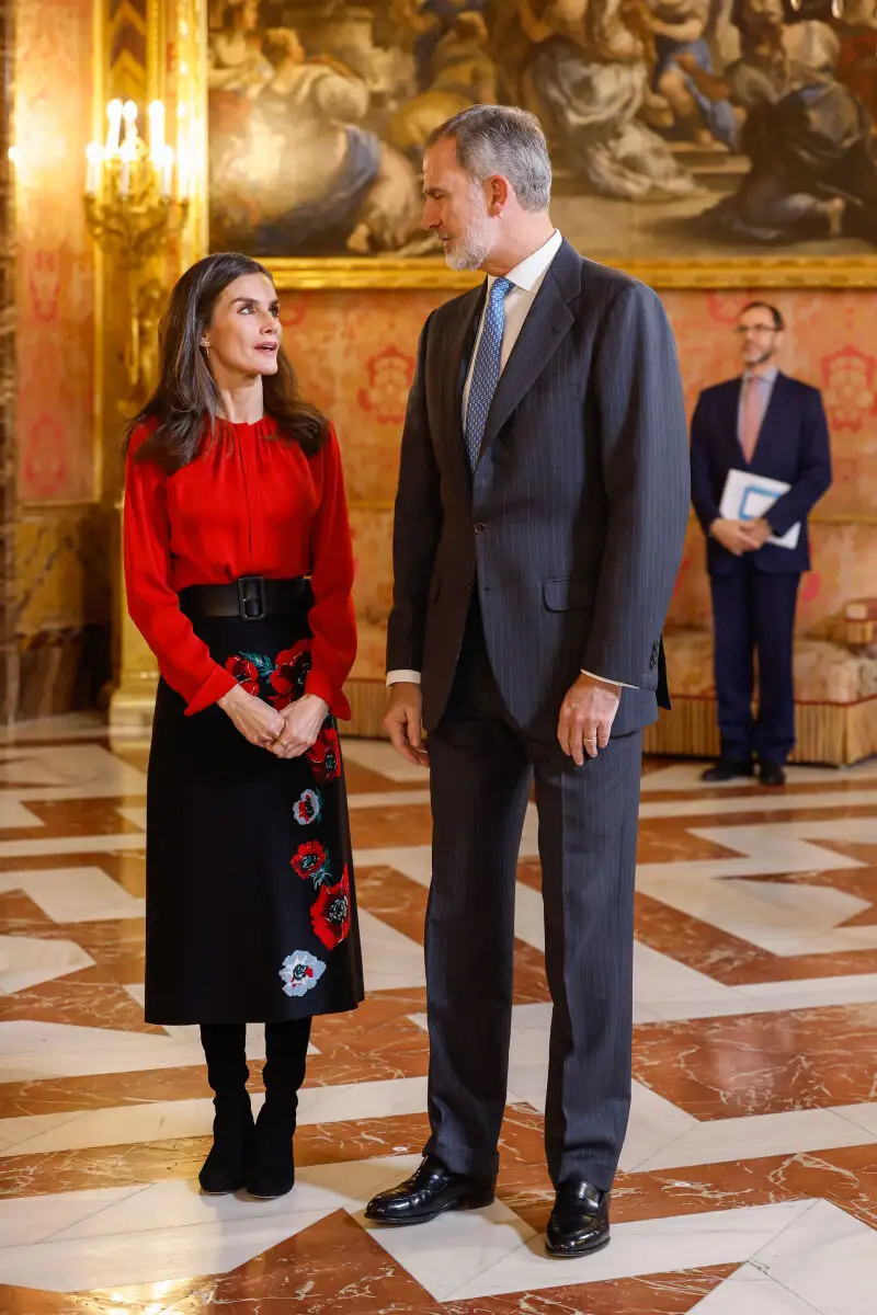 Los reyes Felipe y Letizia presiden la reunión del Real Patronato de la Fundación Princesa de Girona