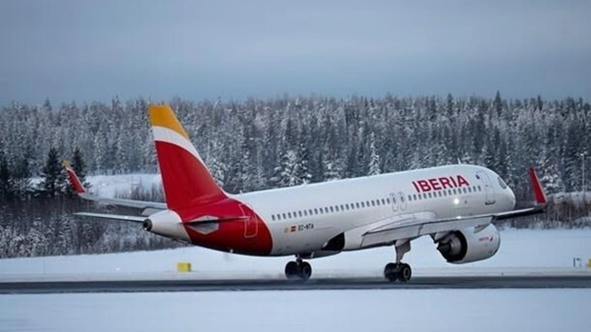 Avión de Iberia. REMITIDA / HANDOUT por IBERIA Fotografía remitida a medios de comunicación exclusivamente para ilustrar la noticia a la que hace referencia la imagen, y citando la procedencia de la imagen en la firma 18/12/2024