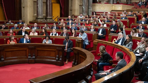 El Parlament se solidariza con los afectados por el ciclón 'Chido' en la isla francesa de Mayotte