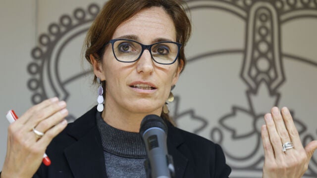 La ministra de Sanidad, Mónica García