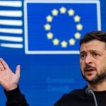 Brussels (Belgium), 19/12/2024.- Ukrainian President Volodymyr Zelensky speaks during a press conference at the EU Summit in Brussels, Belgium, 19 December 2024. EU leaders are meeting in Brussels to discuss Ukraine, the EU in the world, the Middle East, resilience and preparedness, migration, and foreign policy issues. (Zelenski, Bélgica, Ucrania, Bruselas) 