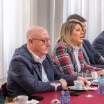 La alcaldesa, Noelia Arroyo, en el desayuno navideño con la prensa