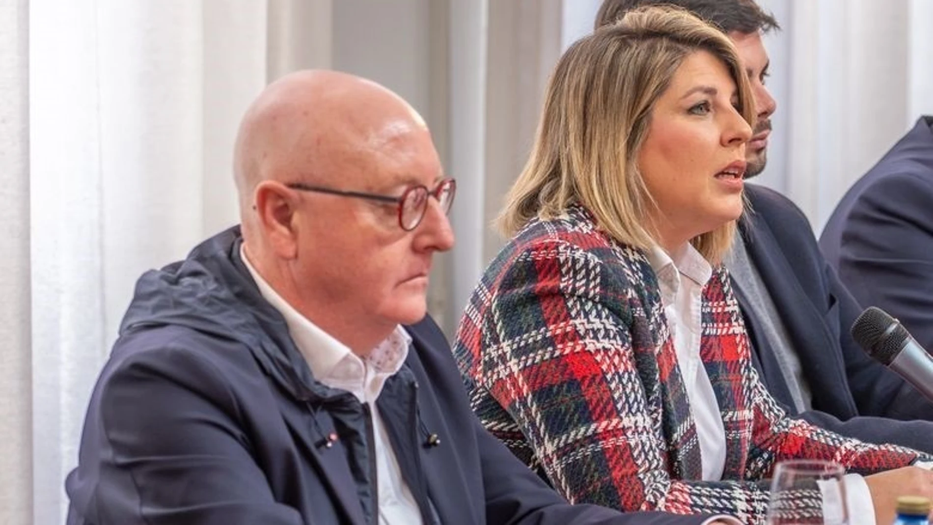 La alcaldesa, Noelia Arroyo, en el desayuno navideño con la prensa